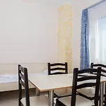 Residenca President Σαράντα